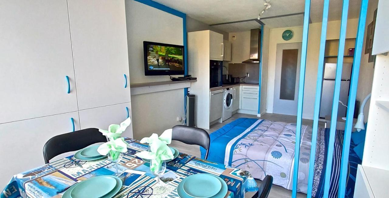 Hypercenter 27 M With Wifi And Shared Pool Apartment เฟรฌูส ภายนอก รูปภาพ